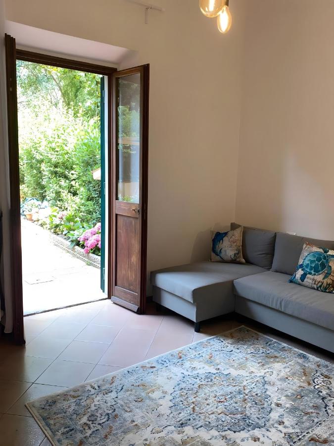 La porta-finestra sul giardino